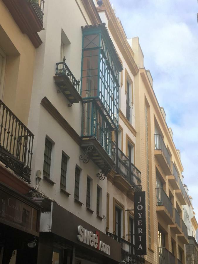 Calle Herbolarios Siviglia Esterno foto